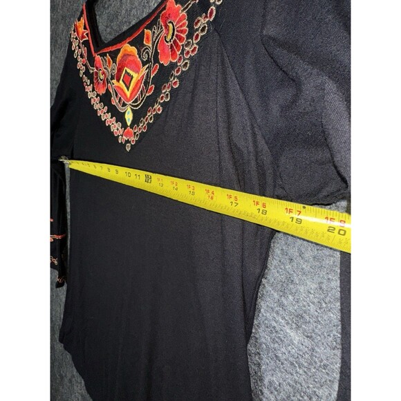 Vintage Collection Embroidered Tunic Top Blouse Black  Bell Sleeves Size  L - Picture 3 of 7